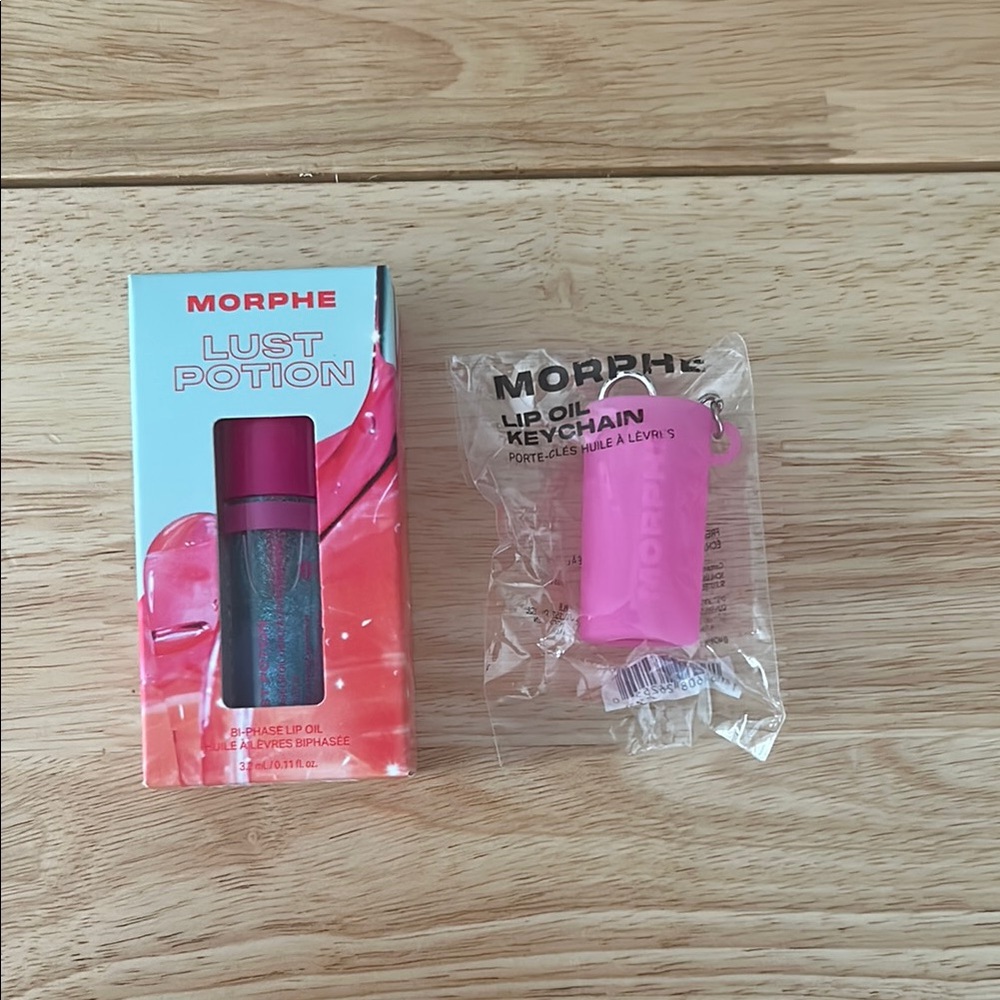 Morphe Lust Potion Lip Oil & 💖 Keychain (BNIB & thirst trap color)